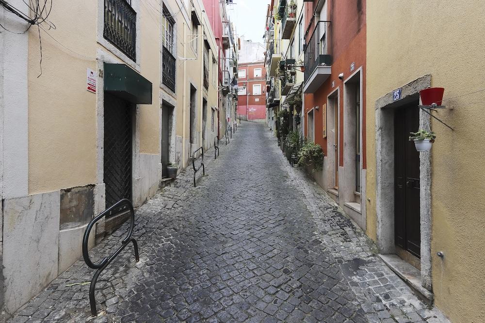 Combro Classic By Homing * Lisbon